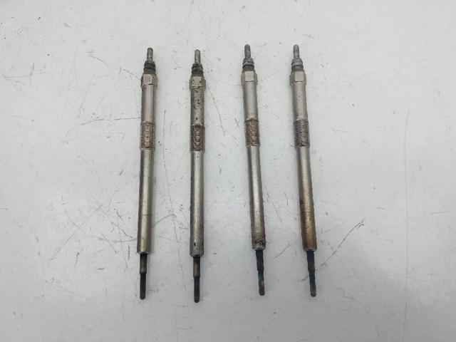 Bujía de precalentamiento para Renault Laguna KG0, KG1