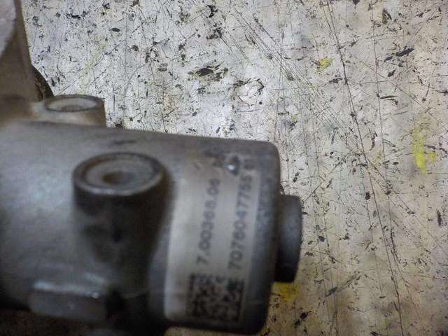 8200561269 RENAULT Válvula EGR de recirculación de gases  disponible Ourense