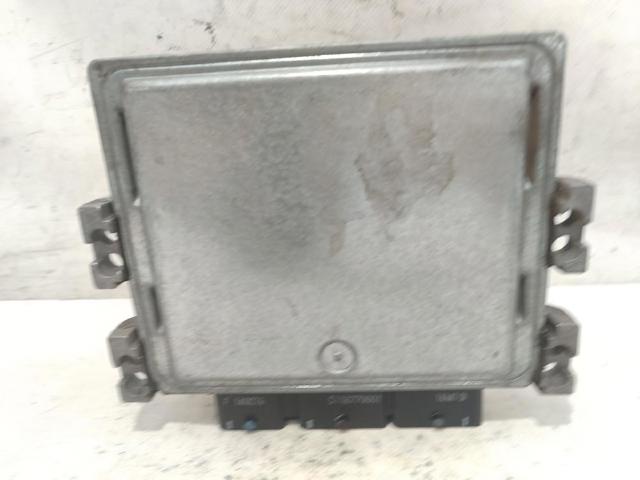 RENAULT 8200565863 Unidad de control del motor (ECU)  disponible España
