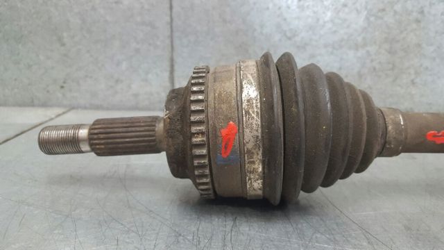 8200571880 RENAULT Árbol de transmisión delantero derecho  disponible Vigo
