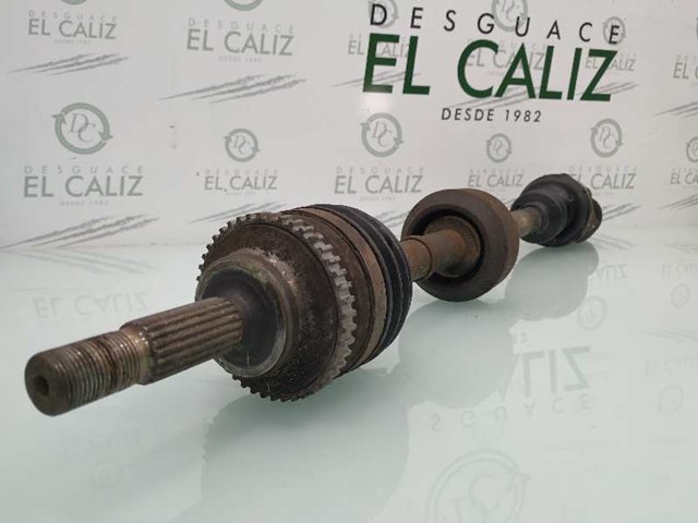 8200571880 Árbol de transmisión delantero derecho  disponible Utrera