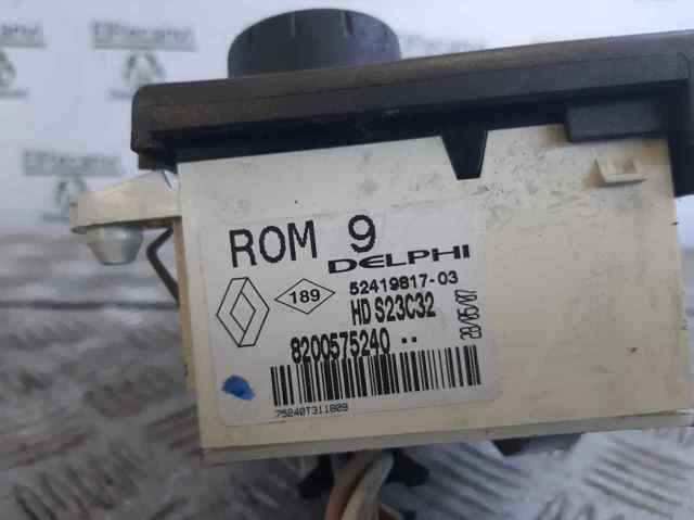 RENAULT 8200575240  en stock Terrassa