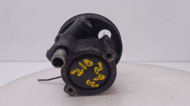 8200575303 RENAULT Bomba de dirección comprar Madrid