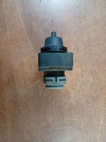 NISSAN 8200575400 Válvula solenoide de control de presión de sobrealimentación comprar Tarragona