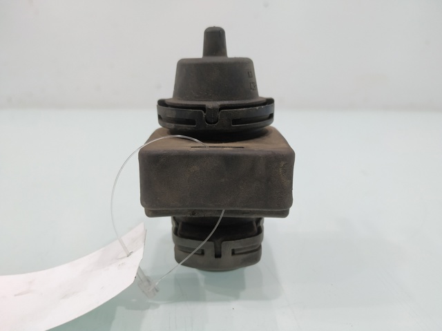 8200575400 Válvula solenoide de control de presión de sobrealimentación  en stock Castellón