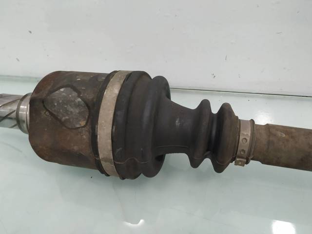 8200575489 RENAULT Semieje delantero izquierdo  en stock Córdoba