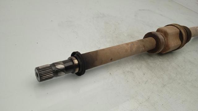 8200575490 Semieje delantero derecho  en stock Granada