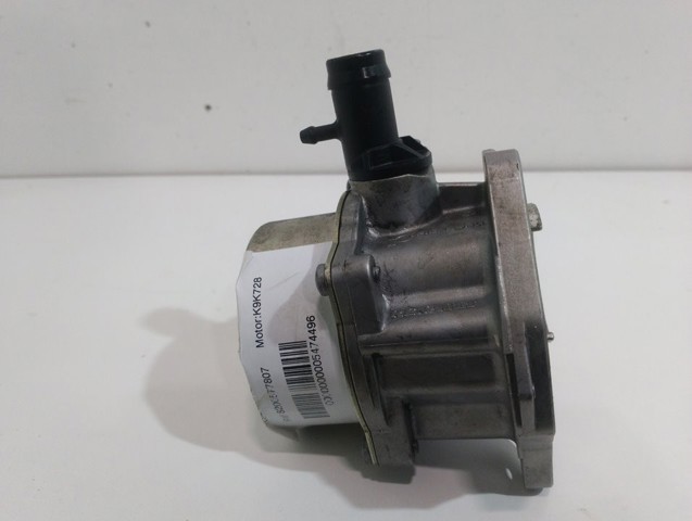 NISSAN 8200577807 Bomba de vacío  en stock Terrassa