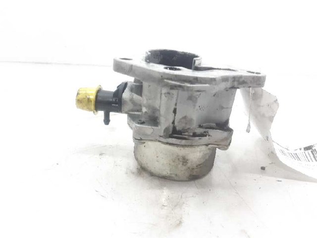 8200577807 Bomba de vacío  en stock Granada