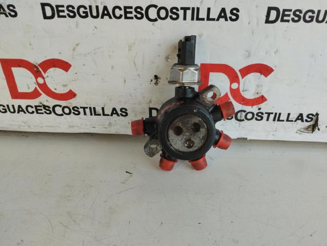 8200584034 Rampa de combustible comprar Girona