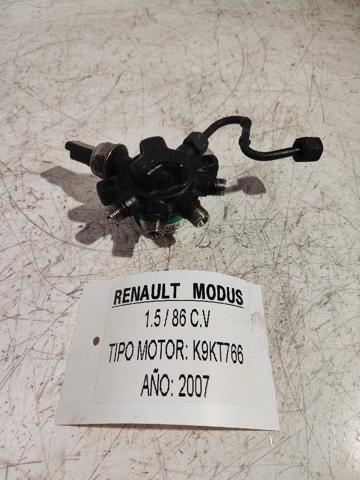 8200584034 RENAULT Rampa de combustible  en stock Gandía