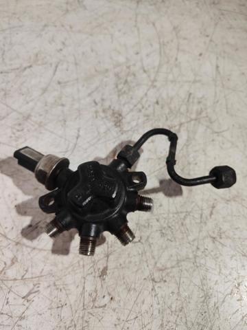 RENAULT 8200584034 Rampa de combustible comprar Pamplona