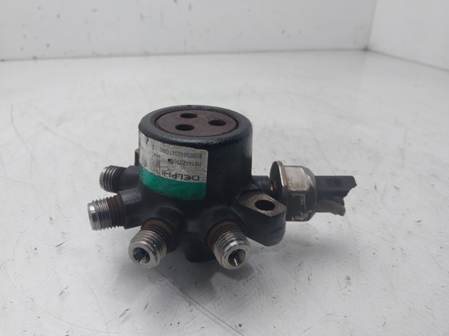 8200584034 Rampa de combustible  disponible Burgos