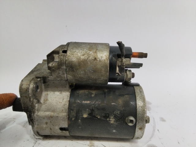 8200584664 RENAULT Motor de arranque  en stock Córdoba