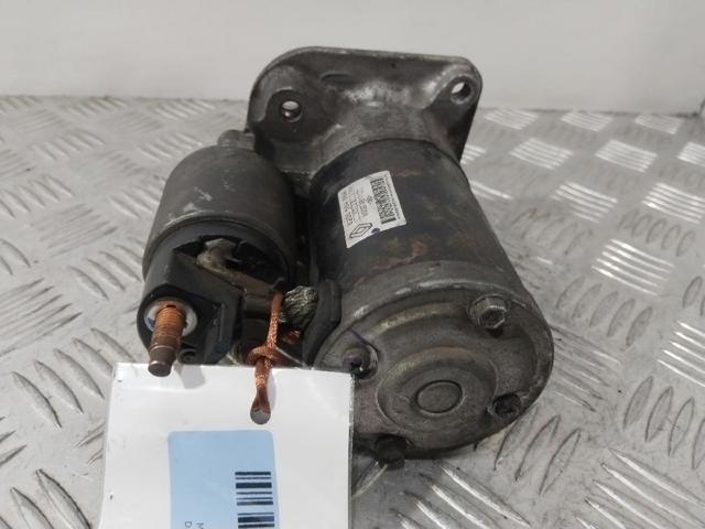8200584664 RENAULT Motor de arranque  en stock Córdoba