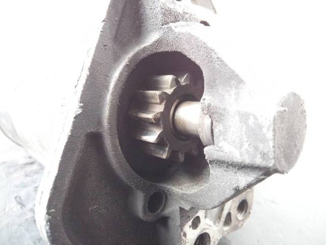 8200584675A NISSAN Motor de arranque  en stock Huelva