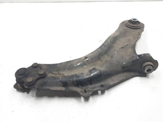 RENAULT 8200586561 Brazo inferior izquierdo de la suspensión delantera  en stock Salamanca