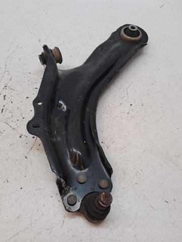 RENAULT 8200586561 Brazo inferior izquierdo de la suspensión delantera  en stock Valencia