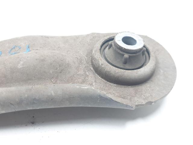 8200586561 Brazo inferior izquierdo de la suspensión delantera  en stock Castellón