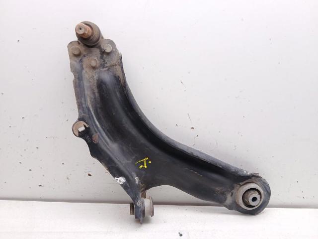 8200586567 Brazo inferior derecho de la suspensión delantera  en stock Sabadell
