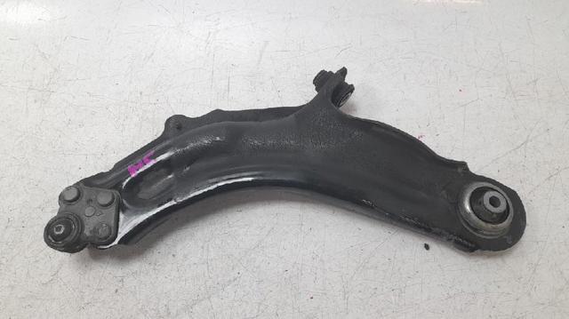 8200586567 Brazo inferior derecho de la suspensión delantera  comprar en Reus