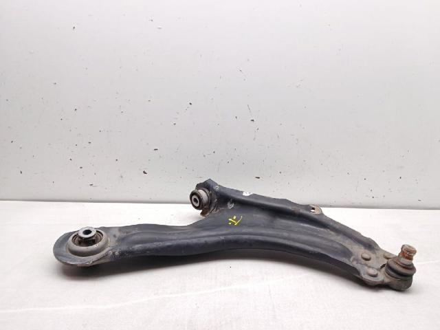 8200586567 Brazo inferior derecho de la suspensión delantera  comprar en Reus