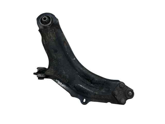 8200586567 RENAULT Brazo inferior derecho de la suspensión delantera comprar Alcalá