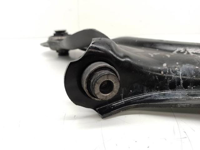 RENAULT 8200586567 Brazo inferior derecho de la suspensión delantera  comprar en Murcia