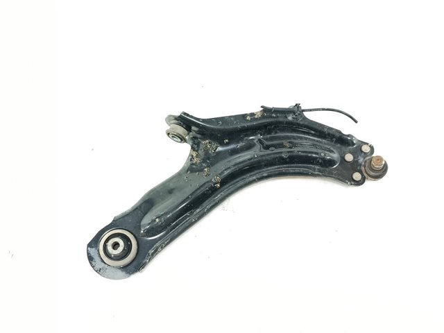 Brazo inferior derecho de la suspensión delantera 8200586567 RENAULT