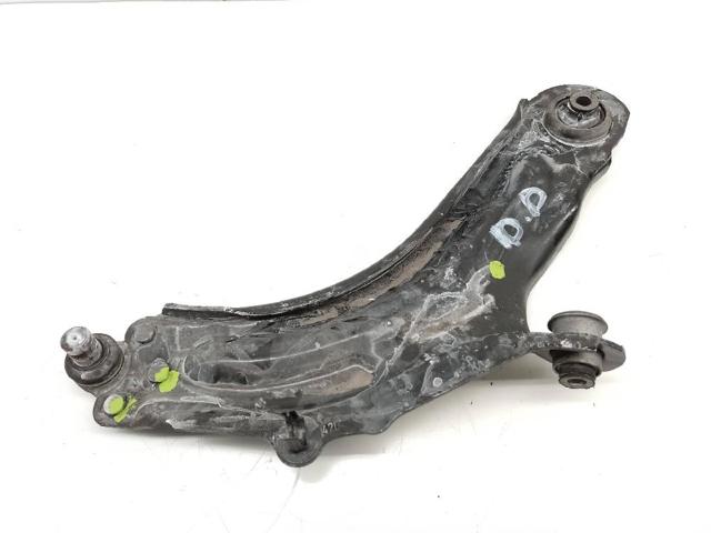 RENAULT 8200586567 Brazo inferior derecho de la suspensión delantera comprar Tarragona