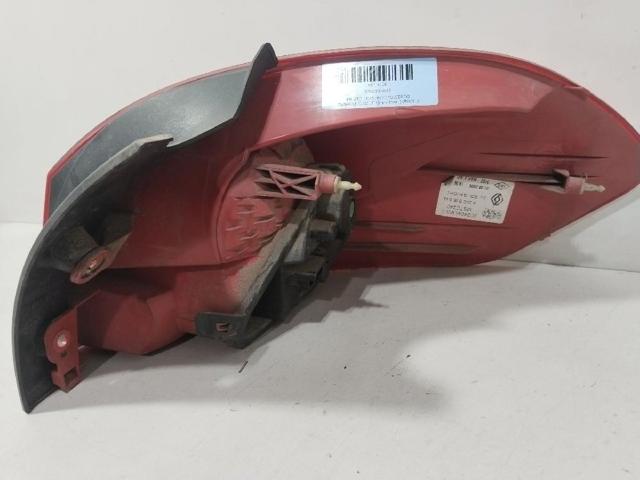 8200586843 Piloto trasero izquierdo  en stock Sabadell