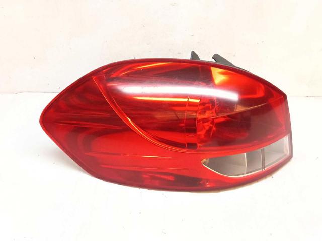 8200586843 Piloto trasero izquierdo  en stock Castellón