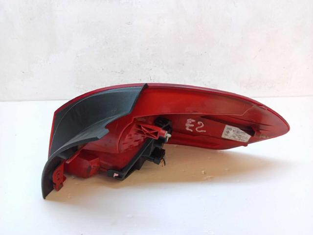 8200586843 RENAULT Piloto trasero izquierdo comprar Bilbao