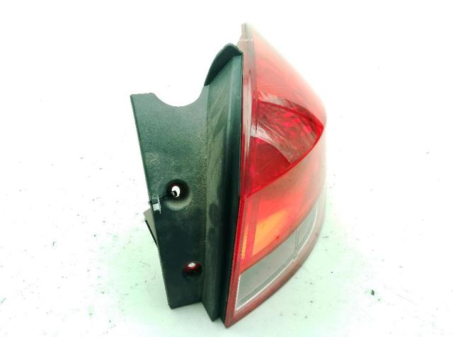 8200586844 RENAULT Piloto trasero derecho  en stock Huelva