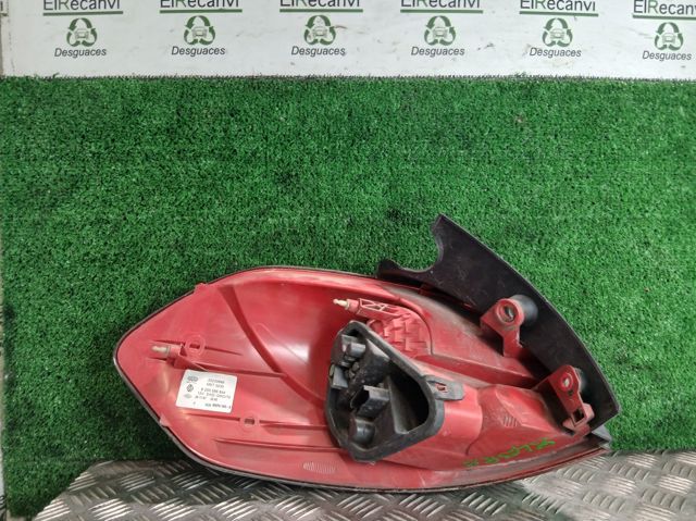 8200586844 Piloto trasero derecho comprar Girona