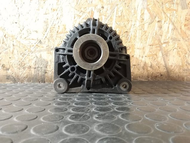 RENAULT 8200588648 Alternador  comprar en Ponferrada