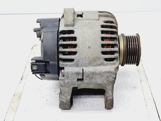 8200588648 Alternador  disponible Utrera