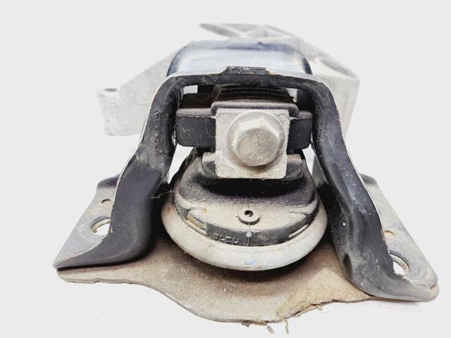 8200592642 RENAULT Soporte de motor derecho comprar Alcalá