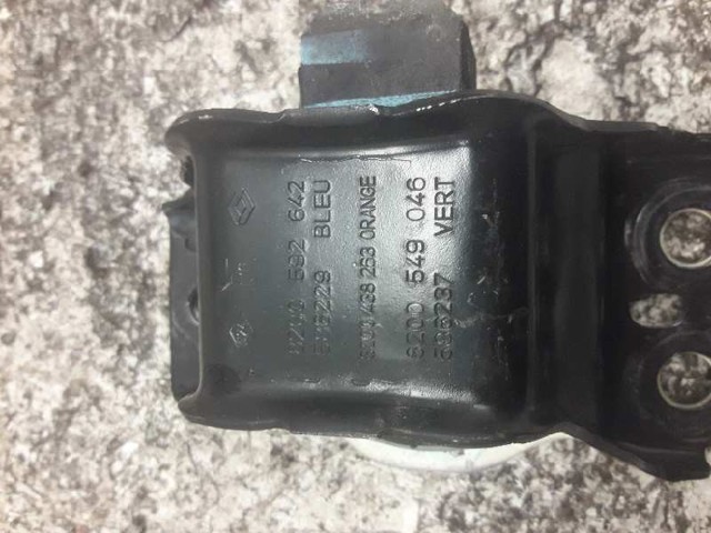 8200592642 RENAULT Soporte de motor derecho  en stock Gandía