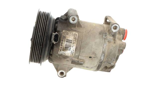 RENAULT 8200600110 Compresor de aire acondicionado  disponible Valladolid