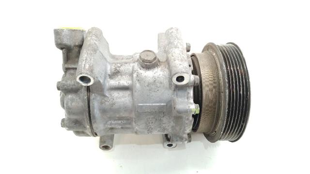 8200600122 RENAULT Compresor de aire acondicionado  en stock Gandía
