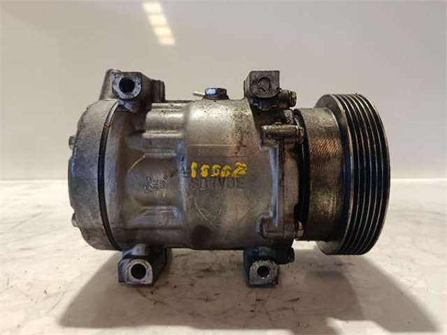 8200600135 RENAULT Compresor de aire acondicionado comprar Bilbao