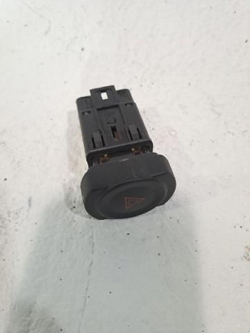 8200602232 RENAULT Boton warning comprar Madrid