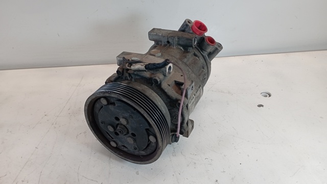 RENAULT 8200603434 Compresor de aire acondicionado  en stock Terrassa