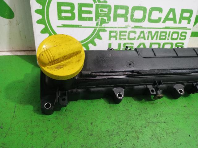 8200608952 RENAULT Tapa de balancines  disponible Ourense
