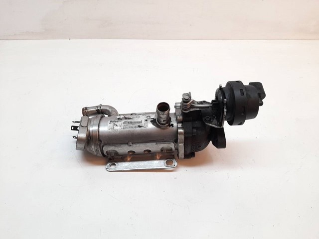 8200611709 Enfriador de recirculación de gases de escape EGR comprar Sevilla