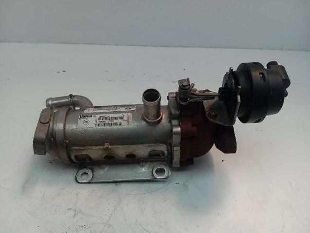 8200611709 RENAULT Enfriador de recirculación de gases de escape EGR  en stock Córdoba