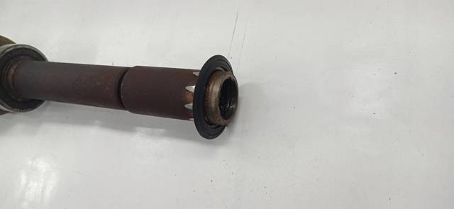Semieje delantero derecho 8200613828 RENAULT