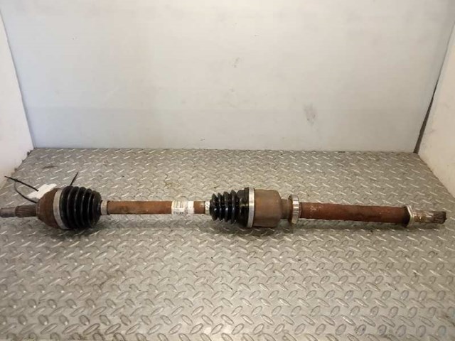 RENAULT 8200618111 Semieje delantero derecho  comprar en Murcia