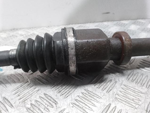 RENAULT 8200618111 Semieje delantero derecho  comprar en Albacete